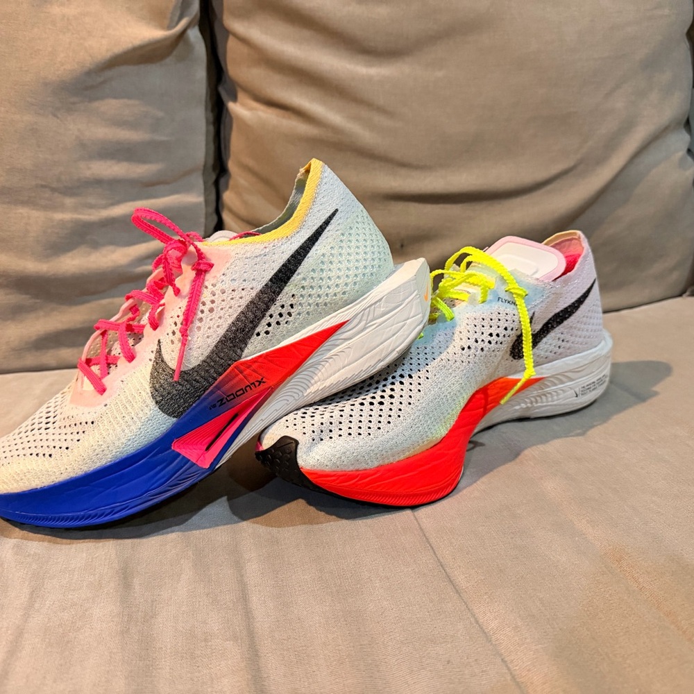 Nike Men's ZoomX Vaporfly Next% 3 White, Blue, and Red Athletic Shoes